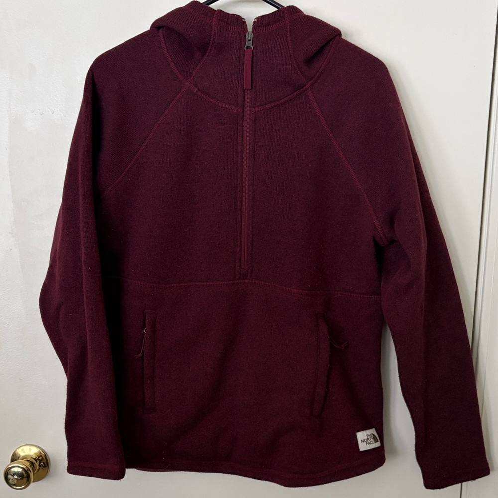 The North Face Women's Crescent Hooded 1/2 Zip Pullover Size M